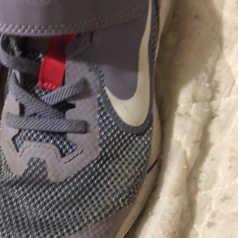 Little girls Nike tennis shoes